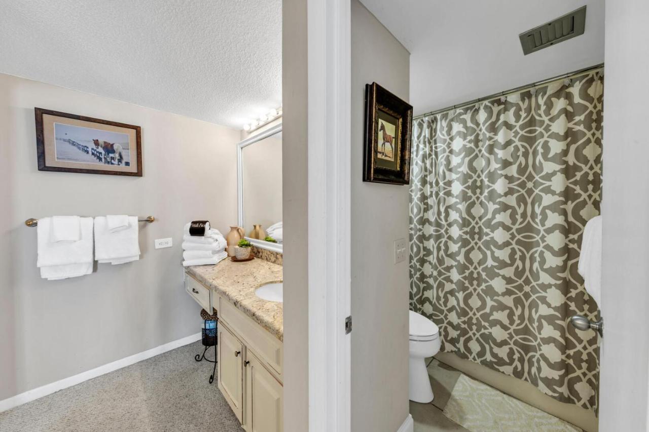 Mainsail 131 - Beachfront 2Br With Free Seasonal Beach Service Дестин Екстериор снимка